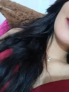 Fatina111  live sex cam