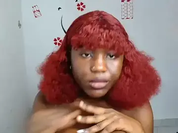 Nasty_hotpetite  live sex cam