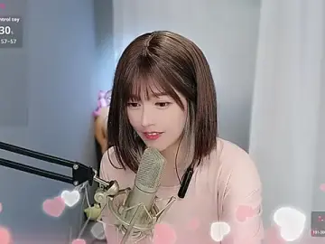 Tw_Sexynn  live sex cam