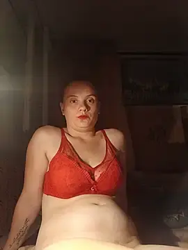 Adrienn01  live sex cam