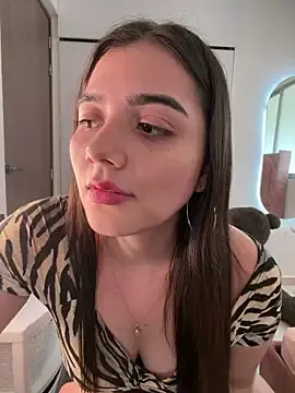 Salomecute21  live sex cam