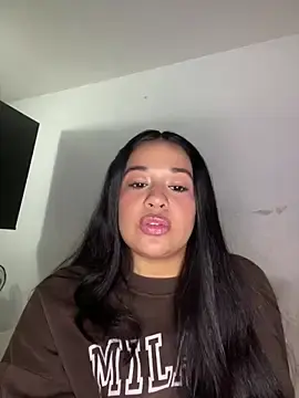 Aitana98_  live sex cam