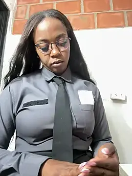 CiaraEbony  live sex cam