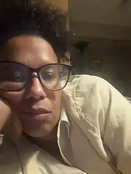 Cornfedchocolate  live sex cam