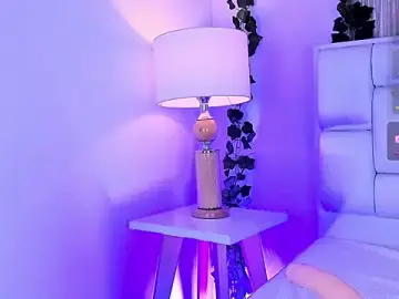 Miaa_gh1  live sex cam