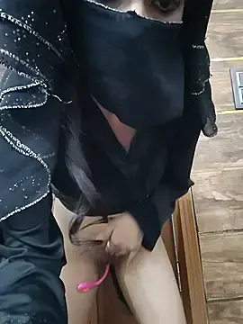 Noorkhatoon  live sex cam