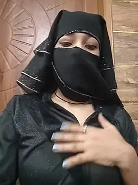 Noorkhatoon  live sex cam