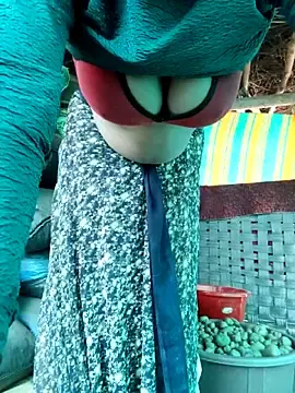 Queen_chayna  live sex cam