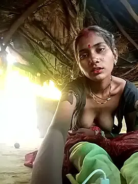 Rajni_sahu  live sex cam