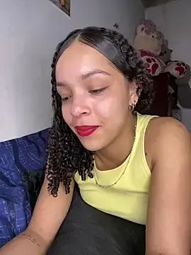 Yasmin777_  live sex cam