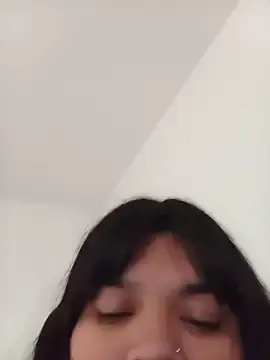 Mimita4  live sex cam