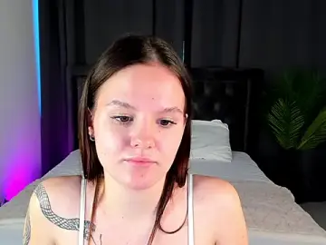 Mirahoney  live sex cam