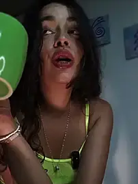 Juanagold69_  live sex cam