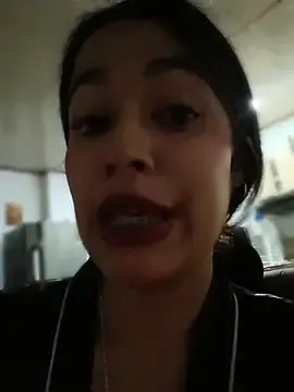 Juanagold69_  live sex cam