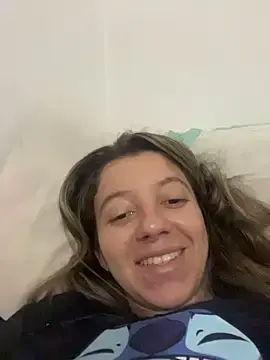 Loirinha_uai  live sex cam