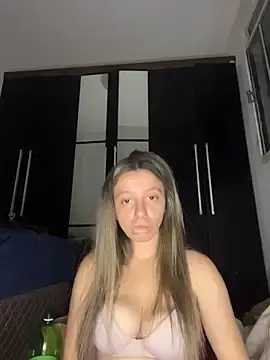 Loirinha_uai  live sex cam