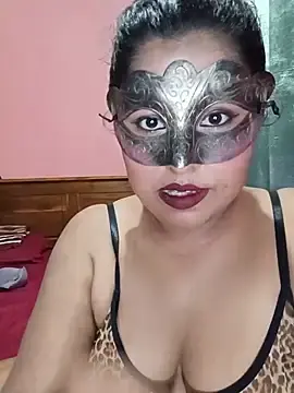Maskedcurves  live sex cam