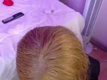 AlanaWalker9  live sex cam