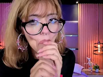 AlanaWalker9  live sex cam