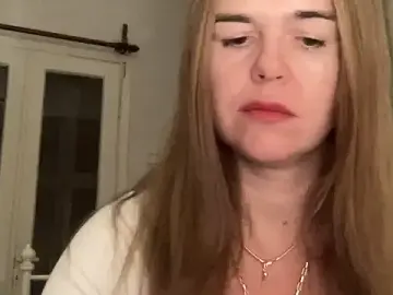 Darynora  live sex cam