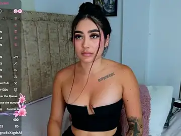 EmiilyEvans_  live sex cam