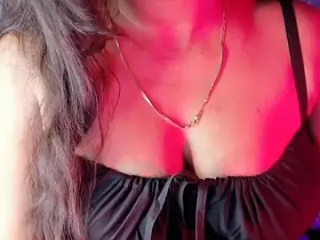 SilkenSundari  live sex cam
