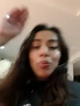 Foxxy_lover  live sex cam