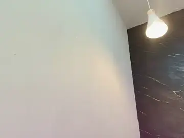 Kissme_luna  live sex cam