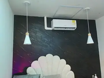Kissme_luna  live sex cam