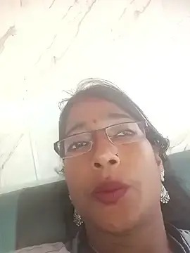 Slavquin  live sex cam