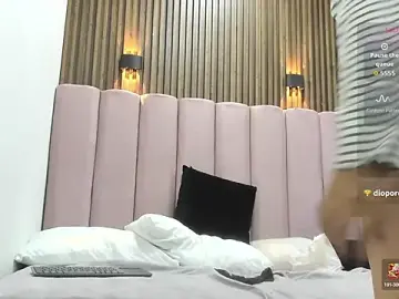 AkiraHayamii  live sex cam