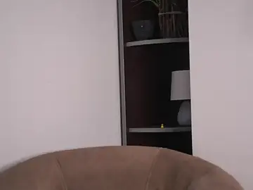 EleaseBurd  live sex cam