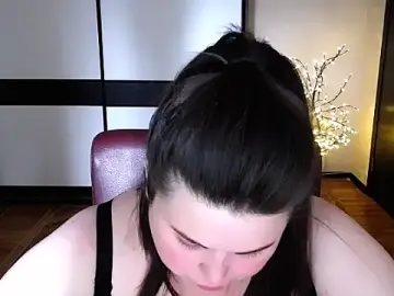 Emily_Mo  live sex cam