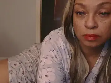 MSweetLindaParks  live sex cam