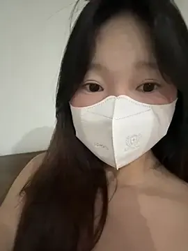 Ni_Tran  live sex cam