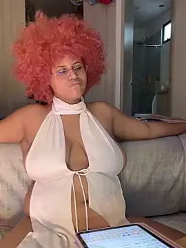 Saphire-XXX  live sex cam