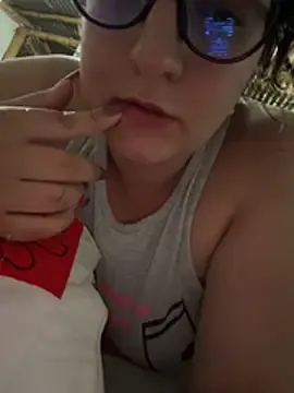 Soe_Lara  live sex cam