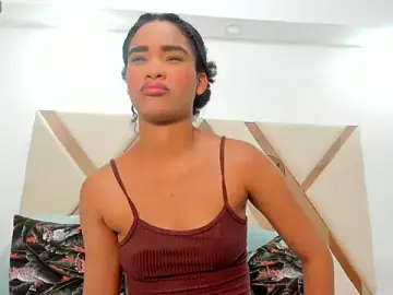 Karolebonyy  live sex cam