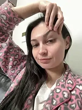 Lunalovelee  live sex cam