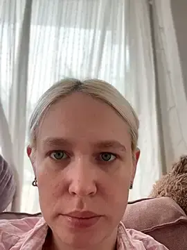Princessbubblegm  live sex cam