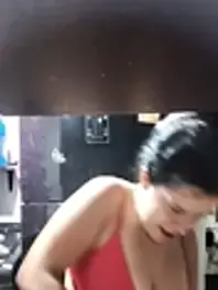 CurvySara1  live sex cam