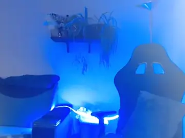 Diablica41  live sex cam