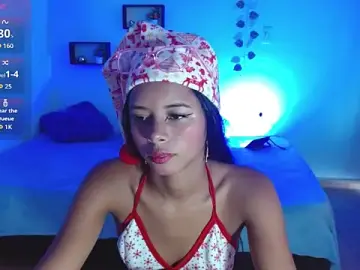 Nikolle_sexy  live sex cam