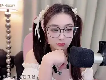 Queenqiao  live sex cam