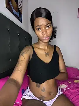 ShakiraThompss18  live sex cam