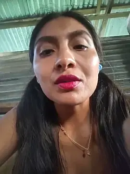 Uvit  live sex cam