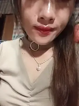 Xinh-cute  live sex cam