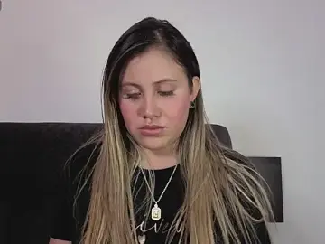 Eleecttraa_12  live sex cam