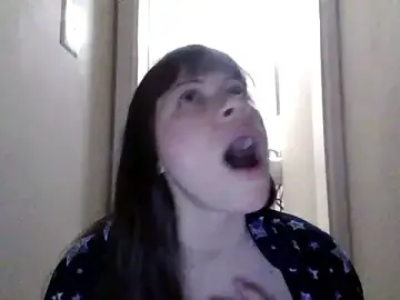 Petitedoll29  live sex cam