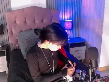Trixx_hss  live sex cam